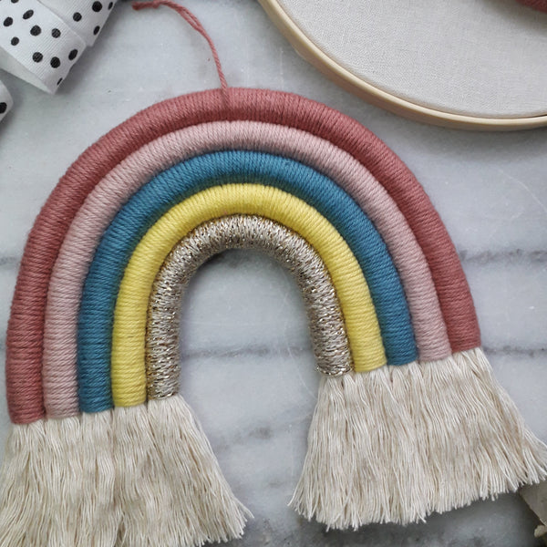 Regenbogen "Puderrosa Ockergelb"