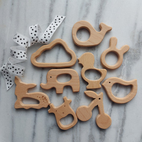 Anhänger Schnullerkette Beissring Holz Geschenkidee Kirsche