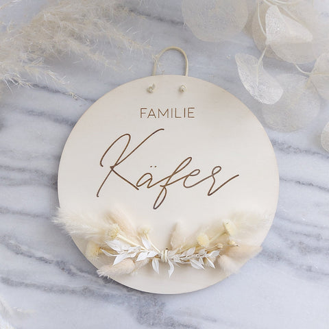Holzschild Familie personalisiert mit Trockenblumen