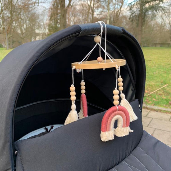 Mobile Mini mit Regenbogen & Quasten